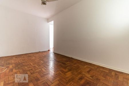 Apartamento à venda com 38m², 1 quarto e 1 vagaSala