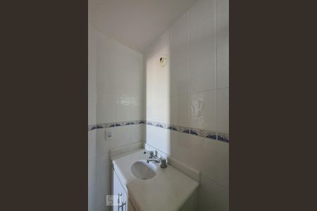 Banheiro da suíte de apartamento para alugar com 3 quartos, 81m² em Vila Deodoro, São Paulo