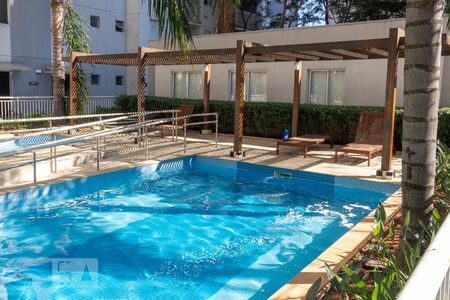 Apartamento à venda com 70m², 2 quartos e 1 vagaÁrea comum - Piscina