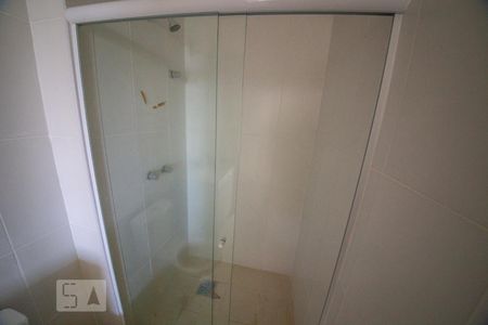 Apartamento à venda com 100m², 3 quartos e 3 vagasBanheiro 