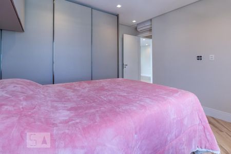 Apartamento à venda com 70m², 2 quartos e 2 vagasSuíte