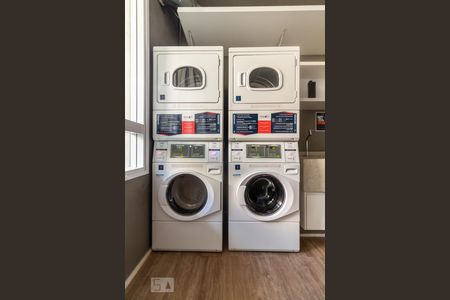 Apartamento à venda com 70m², 2 quartos e 2 vagasÁrea Comum: Lavanderia