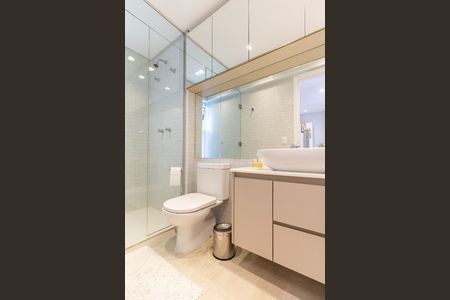 Apartamento à venda com 70m², 2 quartos e 2 vagasBanheiro da Suíte