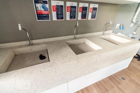 Apartamento à venda com 70m², 2 quartos e 2 vagasÁrea Comum: Lavanderia