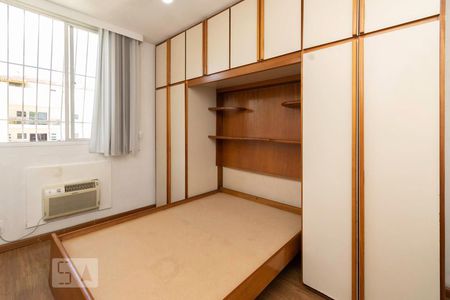 Suíte de apartamento para alugar com 3 quartos, 123m² em Ingá, Niterói