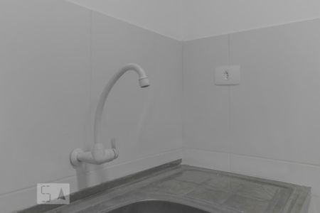 Cozinha de kitnet/studio para alugar com 1 quarto, 15m² em Cambuci, São Paulo