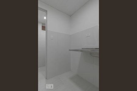 Cozinha de kitnet/studio para alugar com 1 quarto, 15m² em Cambuci, São Paulo