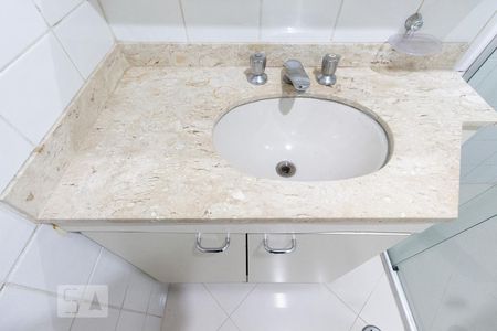 Apartamento para alugar com 79m², 3 quartos e 2 vagas Apartamento para alugar com 79m², 3 quartos e 2 vagasBanheiro
