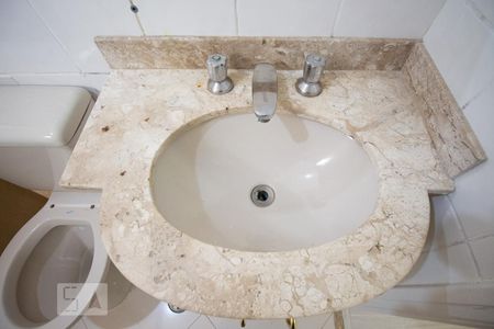 Apartamento para alugar com 79m², 3 quartos e 2 vagas Apartamento para alugar com 79m², 3 quartos e 2 vagasBanheiro