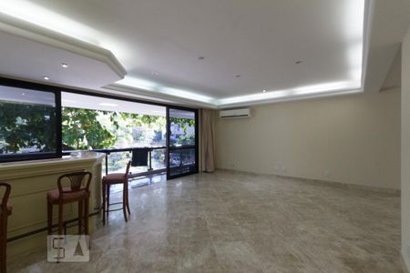 Apartamento à venda com 250m², 3 quartos e 3 vagas Apartamento à venda com 250m², 3 quartos e 3 vagasSala