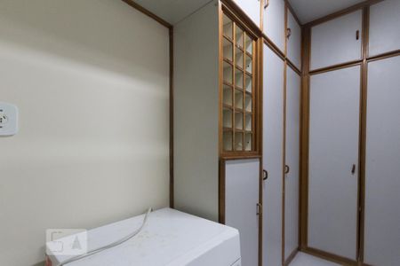 Quarto de Serviço de apartamento à venda com 3 quartos, 250m² em Barra da Tijuca, Rio de Janeiro