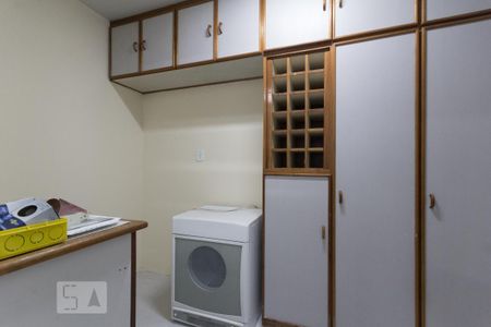 Quarto de Serviço de apartamento à venda com 3 quartos, 250m² em Barra da Tijuca, Rio de Janeiro