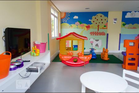 Apartamento à venda com 51m², 2 quartos e 1 vagaDependências do prédio - brinquedoteca