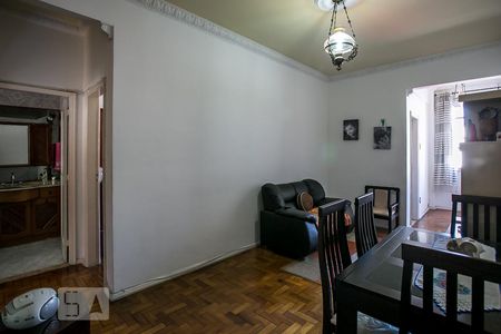 Sala de apartamento para alugar com 2 quartos, 68m² em Tijuca, Rio de Janeiro