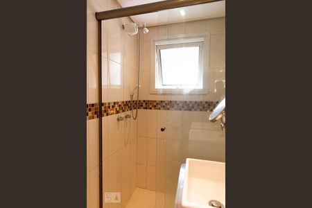 Banheiro de apartamento para alugar com 3 quartos, 141m² em São João, Porto Alegre