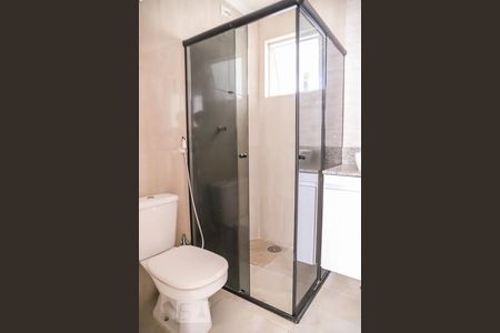 Banheiro de apartamento para alugar com 2 quartos, 86m² em República, São Paulo