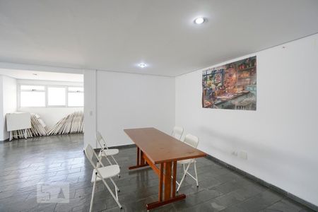 Apartamento para alugar com 55m², 2 quartos e 1 vagaSalão de festas