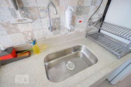 Apartamento para alugar com 55m², 2 quartos e 1 vagaDetalhe cozinha