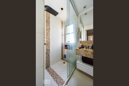 Apartamento para alugar com 123m², 3 quartos e 2 vagas Apartamento para alugar com 123m², 3 quartos e 2 vagasBanheiro da Suíte