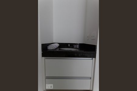 Lavabo de kitnet/studio para alugar com 1 quarto, 35m² em Setor Central, Goiânia