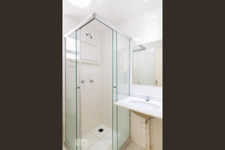 Banheiro de apartamento para alugar com 3 quartos, 63m² em Vila Moreira, São Paulo