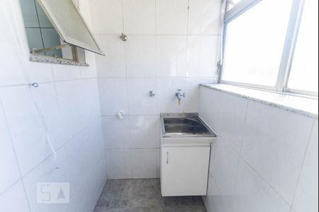 Apartamento para alugar com 75m², 3 quartos e 1 vagaÁrea de Serviço
