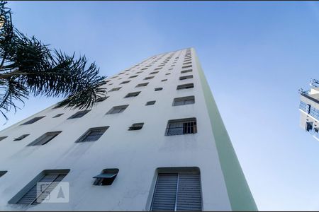 Apartamento para alugar com 75m², 3 quartos e 1 vagaFachada
