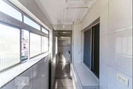 Apartamento para alugar com 75m², 3 quartos e 1 vagaÁrea de Serviço