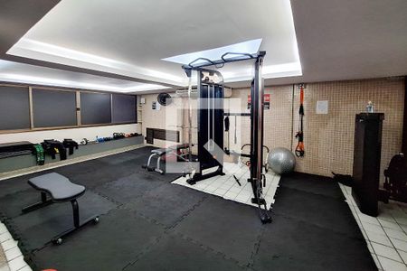 Apartamento à venda com 300m², 4 quartos e 3 vagas Apartamento à venda com 300m², 4 quartos e 3 vagasÁrea comum - Academia