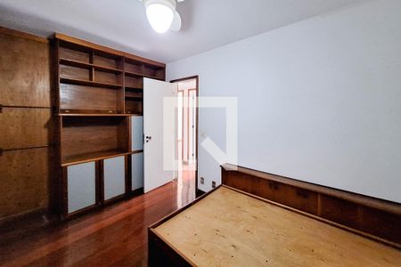 Apartamento à venda com 300m², 4 quartos e 3 vagas Apartamento à venda com 300m², 4 quartos e 3 vagasSuíte 2