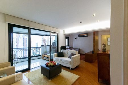 Sala 1 de apartamento para alugar com 3 quartos, 116m² em Moema, São Paulo