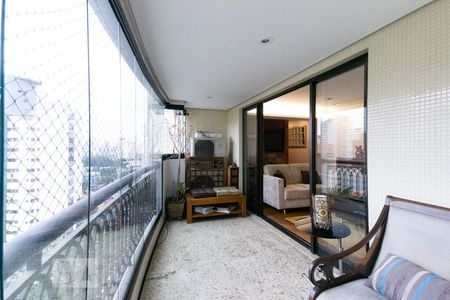 Varanda da Sala 1 de apartamento para alugar com 3 quartos, 116m² em Moema, São Paulo