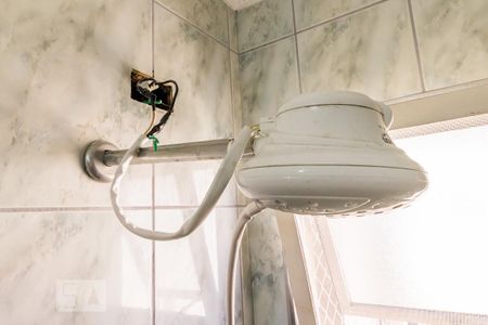 Apartamento à venda com 55m², 3 quartos e 1 vaga Apartamento à venda com 55m², 3 quartos e 1 vagaChuveiro