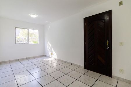 Apartamento à venda com 55m², 3 quartos e 1 vaga Apartamento à venda com 55m², 3 quartos e 1 vagaSala