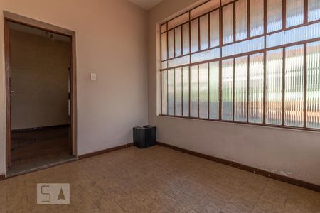Sala 1 de casa à venda com 4 quartos, 100m² em Lagoinha, Belo Horizonte