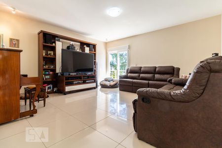 Sala de TV de casa à venda com 4 quartos, 460m² em Alphaville, Santana de Parnaíba