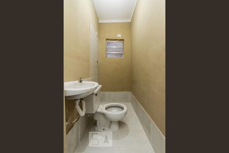 Banheiro de casa para alugar com 1 quarto, 47m² em Chácara Califórnia, São Paulo