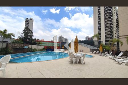 Apartamento para alugar com 100m², 3 quartos e 2 vagas Apartamento para alugar com 100m², 3 quartos e 2 vagasPiscina