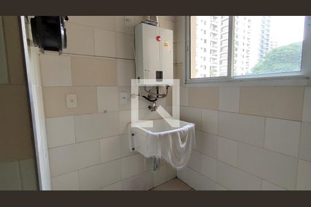 Apartamento para alugar com 100m², 3 quartos e 2 vagas Apartamento para alugar com 100m², 3 quartos e 2 vagasLavanderia
