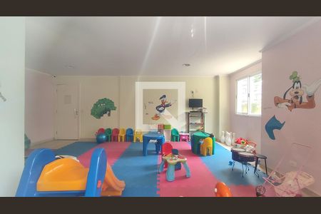 Apartamento para alugar com 100m², 3 quartos e 2 vagas Apartamento para alugar com 100m², 3 quartos e 2 vagasPlayground