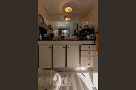 Apartamento à venda com 138m², 3 quartos e 3 vagasBanheiro da Suíte 3