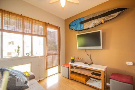 Sala de apartamento para alugar com 2 quartos, 78m² em Copacabana, Rio de Janeiro