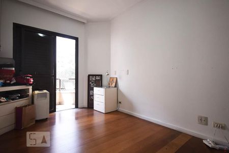 Apartamento à venda com 230m², 3 quartos e 4 vagas Apartamento à venda com 230m², 3 quartos e 4 vagasSuíte 3