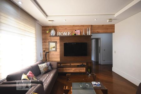 Apartamento à venda com 230m², 3 quartos e 4 vagas Apartamento à venda com 230m², 3 quartos e 4 vagasSala de Tv