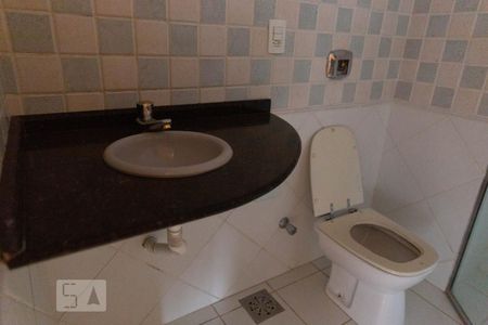 Banheiro de apartamento à venda com 2 quartos, 84m² em Cristo Redentor, Porto Alegre