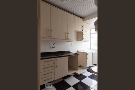 Cozinha de apartamento à venda com 2 quartos, 84m² em Cristo Redentor, Porto Alegre