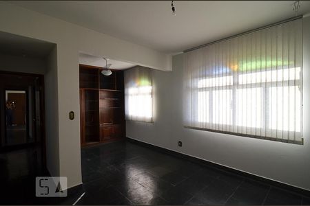 Sala de apartamento para alugar com 2 quartos, 90m² em Nova Granada, Belo Horizonte