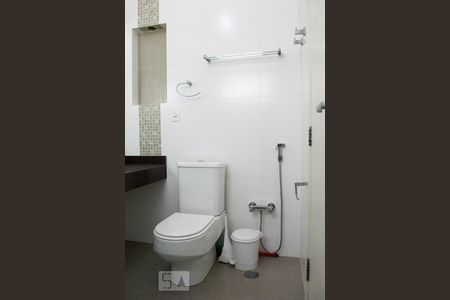 Casa à venda com 196m², 3 quartos e 4 vagasBANHEIRO SUITE 3