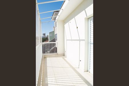 Casa à venda com 196m², 3 quartos e 4 vagasVARANDA QUARTO SUITE 3