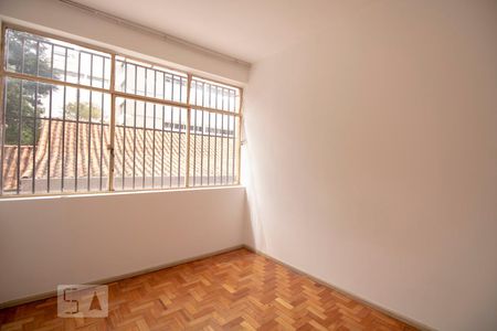 Quarto 01 de apartamento para alugar com 2 quartos, 70m² em Funcionários, Belo Horizonte